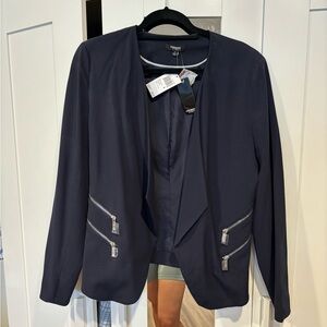 NWT - PREMISE STUDIO NAVY BLAZER